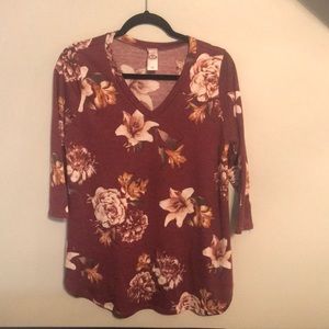 Quarter length floral shirt
